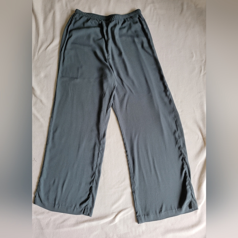 Uniqlo rayon pants, size L